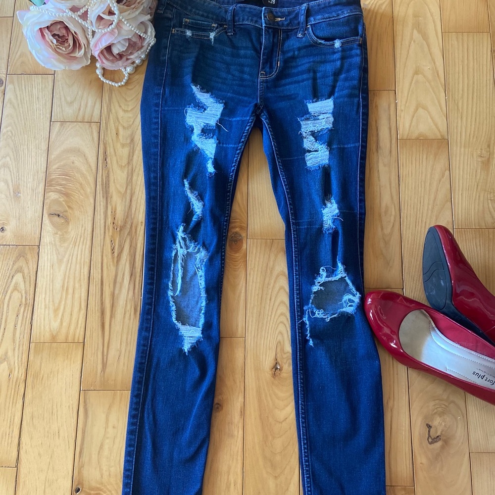 HOLLISTER SuperSkinny W26 Size 3